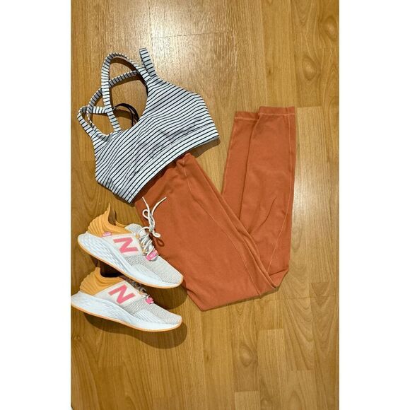 Stori Icon Tights Leggings - Picture 5 of 10